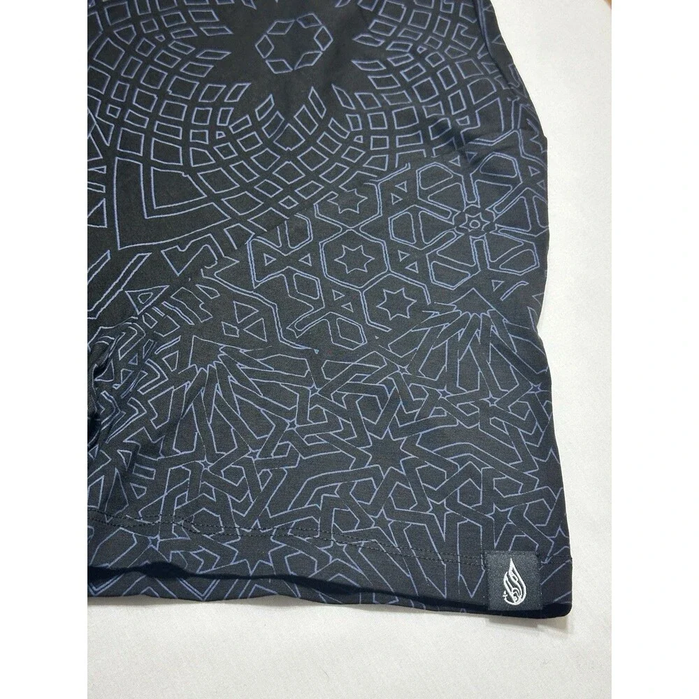 Threyda Geometric Pattern Short Sleeve Shirt Men's Size XL Artist Driven Apparel - Picture 5 of 8